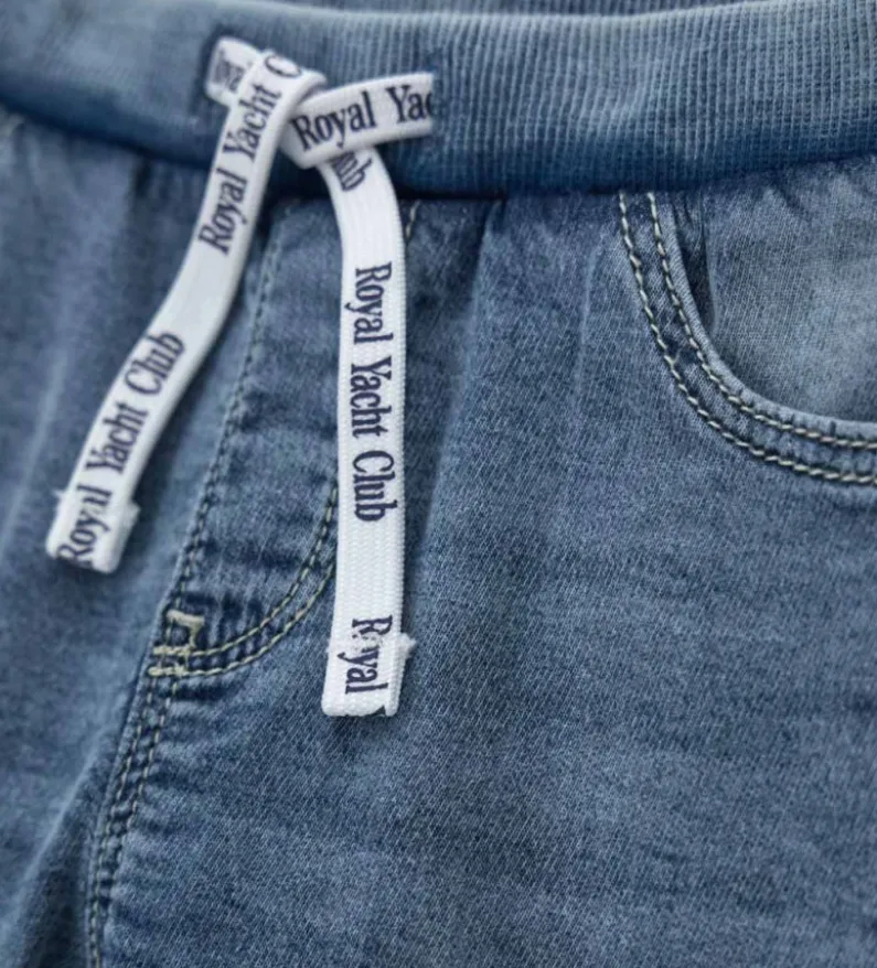 Jeans con elastico