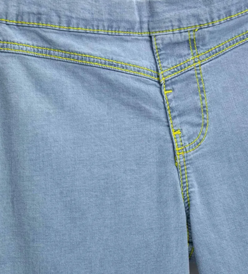 Jeans sfrangiati