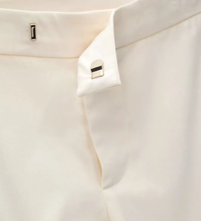 Pantaloni dritti